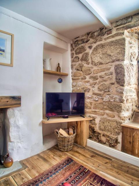 Knocker Cottage Is A 3 Bedroom Made Up Of 1 Double Bedroom And 2 Small Double Bedrooms In Small Village 10 Min To Beaches 坎伯恩 外观 照片