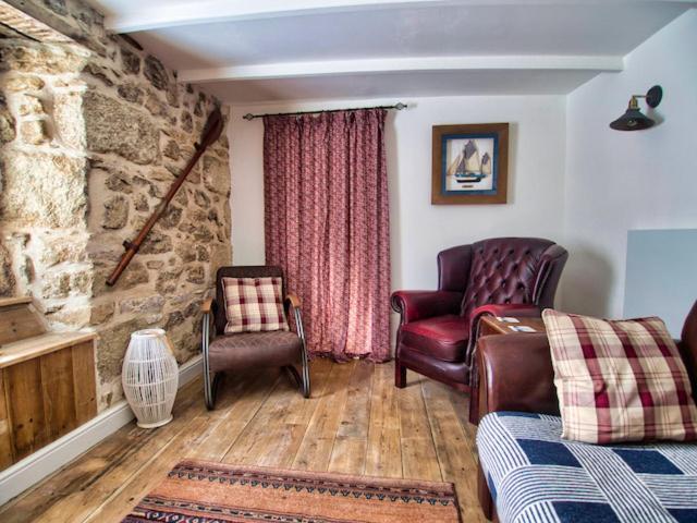 Knocker Cottage Is A 3 Bedroom Made Up Of 1 Double Bedroom And 2 Small Double Bedrooms In Small Village 10 Min To Beaches 坎伯恩 外观 照片