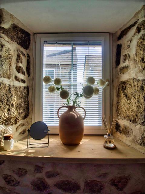 Knocker Cottage Is A 3 Bedroom Made Up Of 1 Double Bedroom And 2 Small Double Bedrooms In Small Village 10 Min To Beaches 坎伯恩 外观 照片